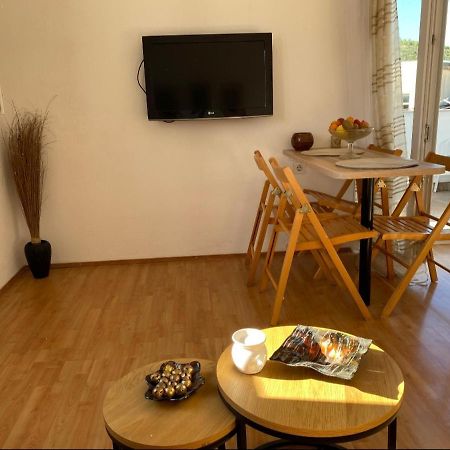 Apartment Remi, Penthouse With Balcony, Free Parking 玛里纳 外观 照片