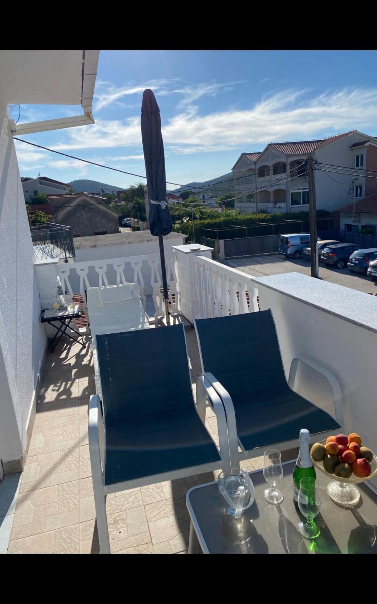 Apartment Remi, Penthouse With Balcony, Free Parking 玛里纳 外观 照片
