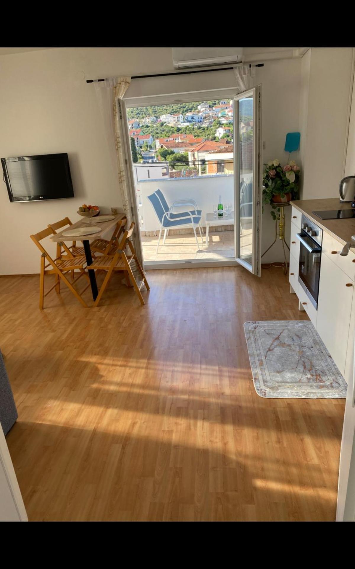 Apartment Remi, Penthouse With Balcony, Free Parking 玛里纳 外观 照片