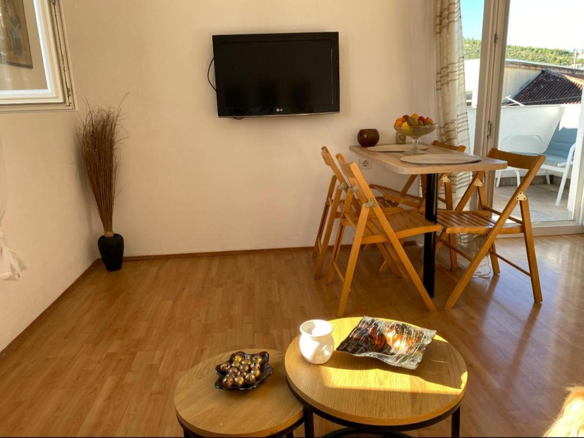 Apartment Remi, Penthouse With Balcony, Free Parking 玛里纳 外观 照片